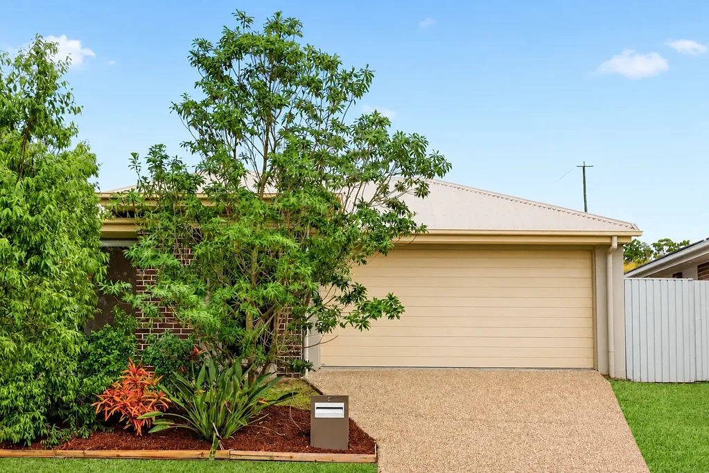 Labas ng Bahay - 6 Elite Crescent, Narangba, QLD 4504