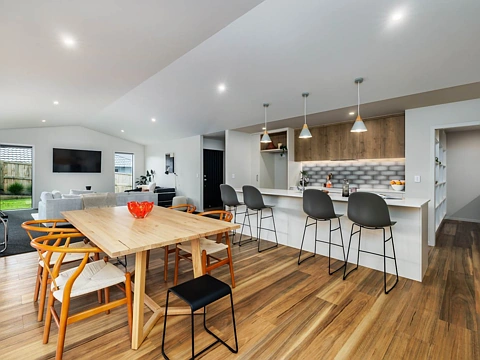 Kerikeri 3房  Must Be Sold, Present All Offers!
