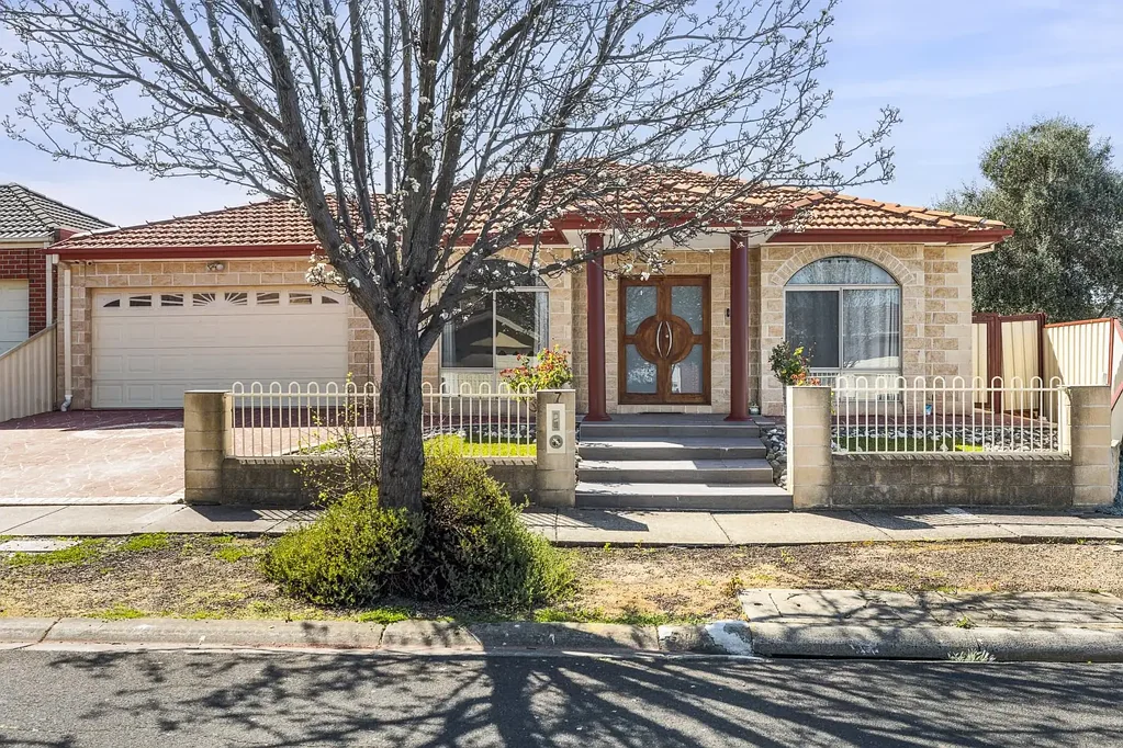 Taylors Hill 5બેડરૂમ A Grand Family Home That Has It All