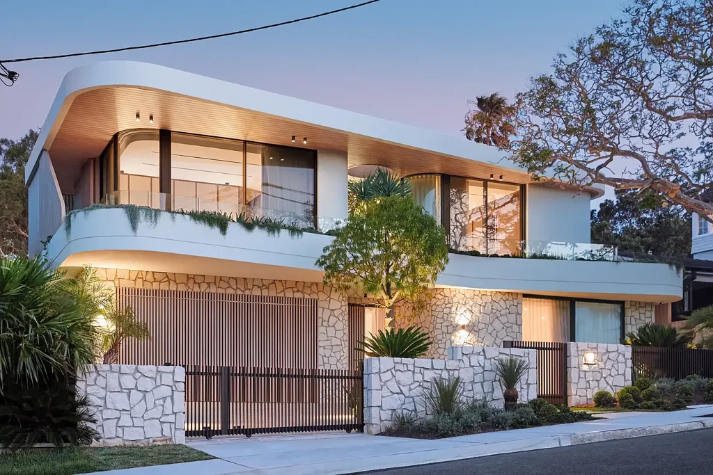 Mosman 5 Slaapkamer Architecturally crafted contemporary masterpiece tailored for comfort - Balmoral views