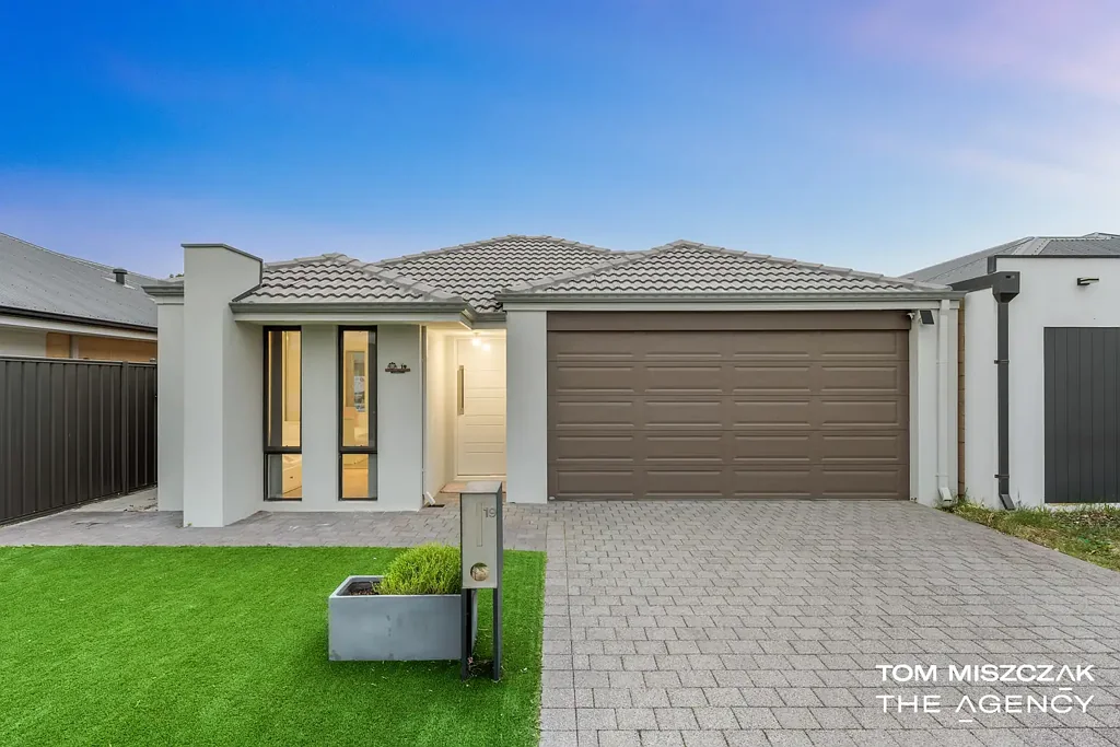 East Cannington 4 Slaapkamer Stunning 2023 Built Home in a Standout Location