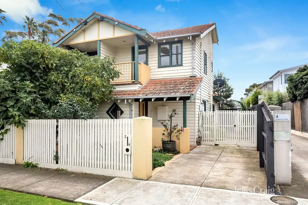 Two-Bedroom Townhouse in Williamstown North