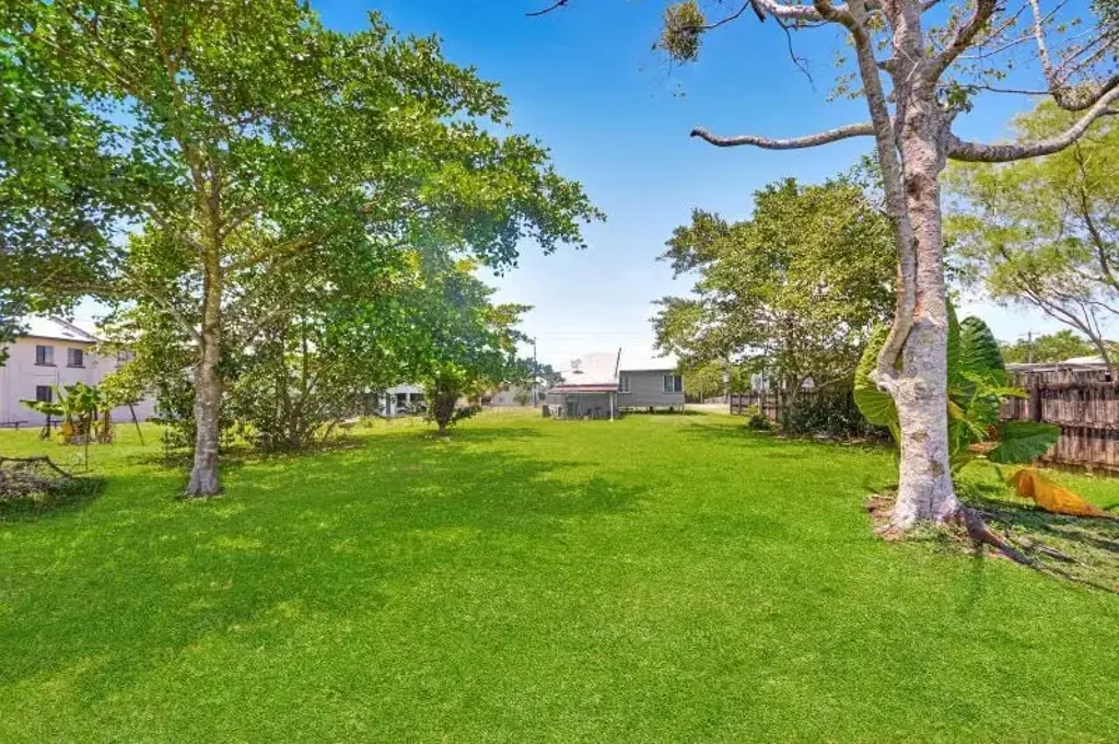 Cullinane 3房  1012 SQM BLOCK CLOSE TO CBD Great ROI Investment or 1st Home-EOI  $360k's