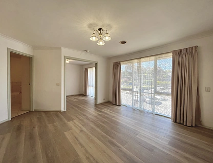 3/328 High Street Road, Mount Waverley, East Melbourne, 3 침실, 2 욕실, Townhouse