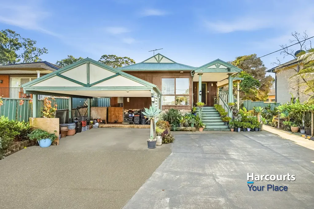 Eastern Creek 5房 黄金地段双联住宅 宽敞三卧主屋 独立砖砌granny flat 近学校商店 高速便利 双份租金潜力 Dual Income Opportunity - House & Granny Flat on One Title!