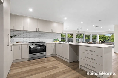 9 Mensa Court, Roxburgh Park, VIC 3064, 4 침실, 2 욕실, House
