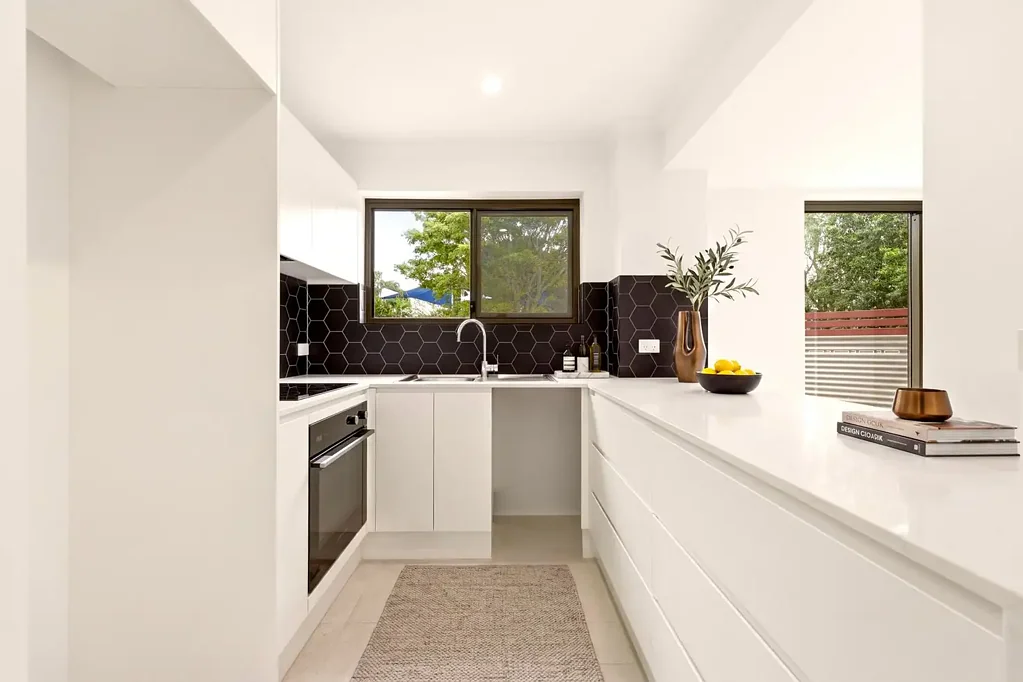 Maroochydore 2房  Brand New Build with Parkside Living and Sunset Views