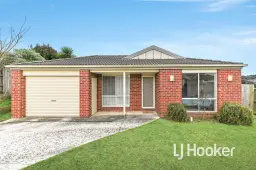 39 Ayesha Rise, Pakenham