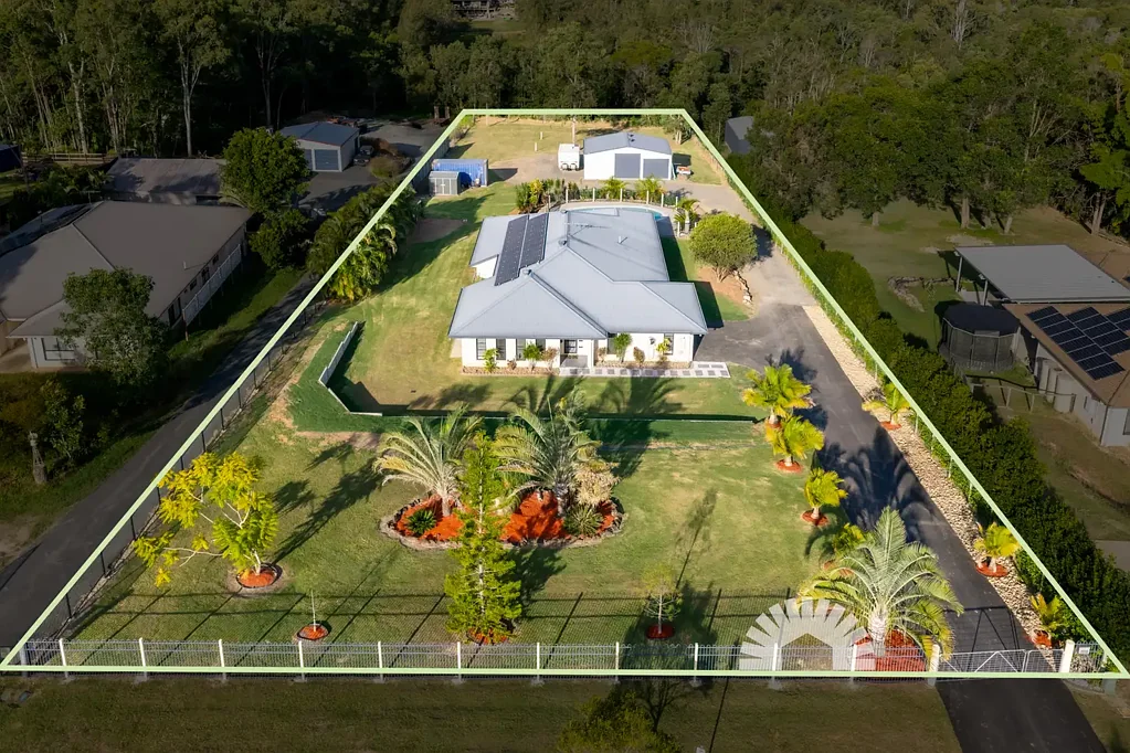 Morayfield 4房  Peaceful Acreage Living on 5,159m² in Morayfield