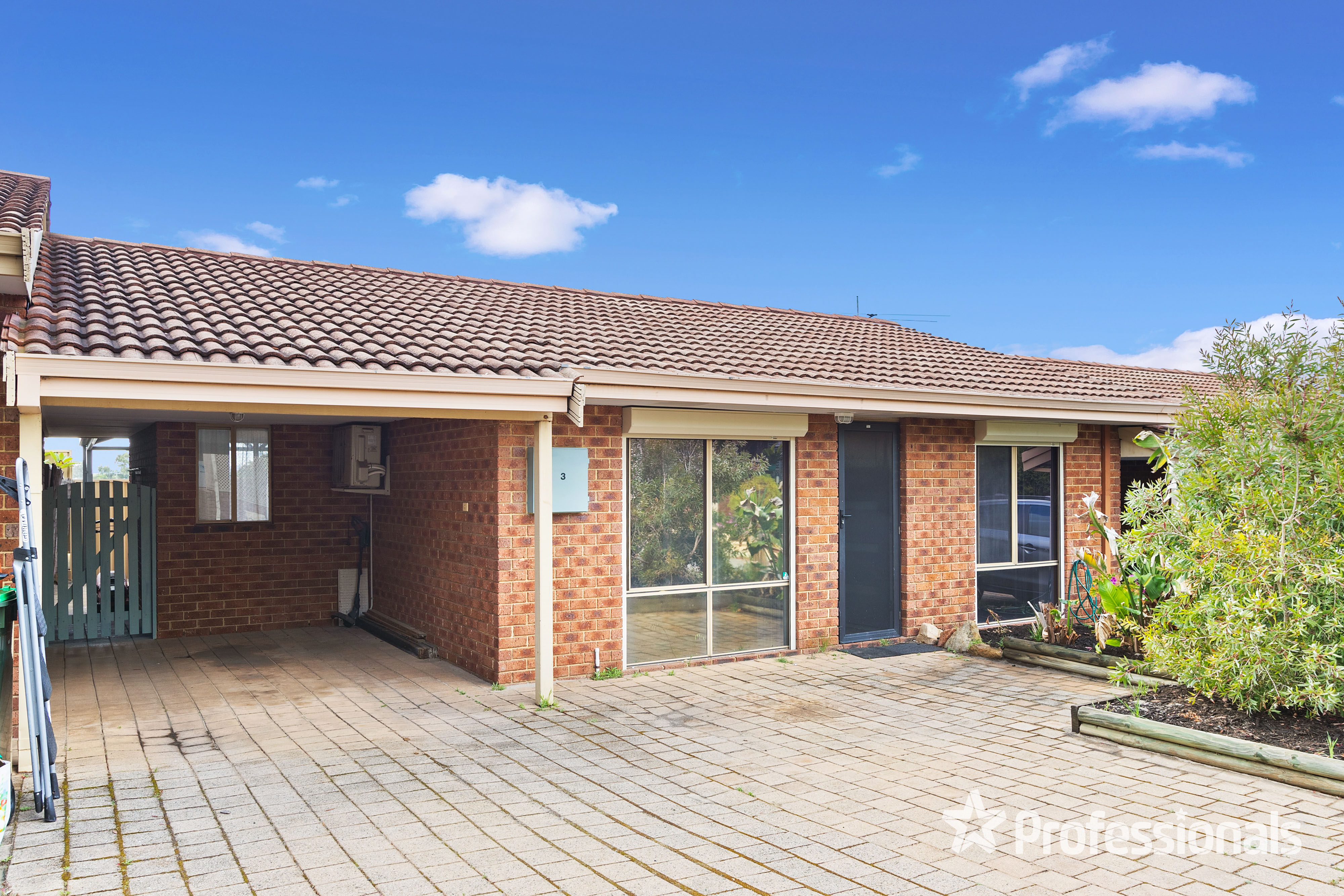 UNIT 3 41-45 AVENELL RD, BAYSWATER WA 6053, 0房, 0浴, House