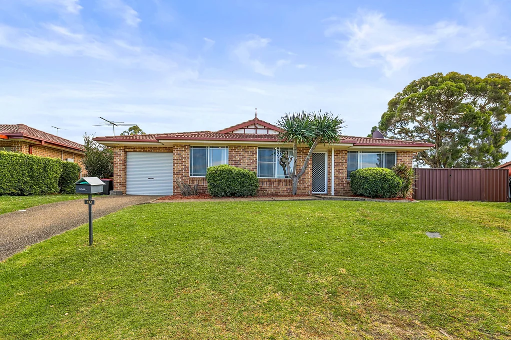 18 Martin Grove, Colyton, NSW 2760