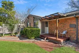 9 Coglin Place, Kambah