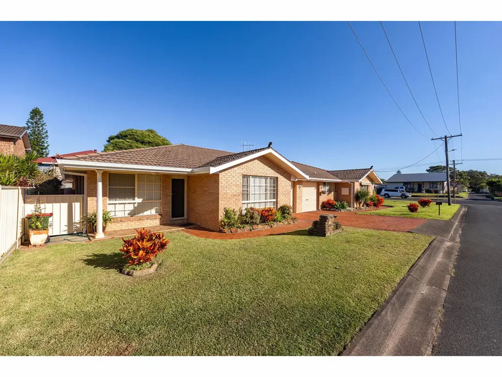 Tuncurry 3બેડરૂમ Prime Location - Walk to Everything Tuncurry Has to Offer