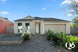35 Hunts Cross Way, Caroline Springs