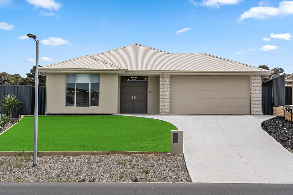 12 Victoria Parade, Hindmarsh Island, SA 5214