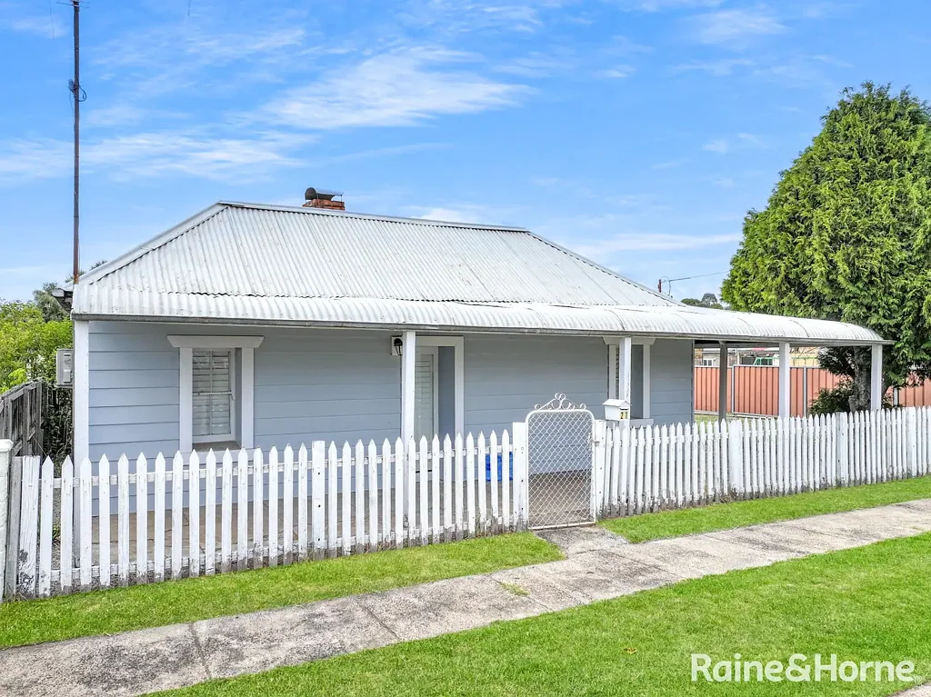 21 Rockley Street, Georges Plains, NSW 2795