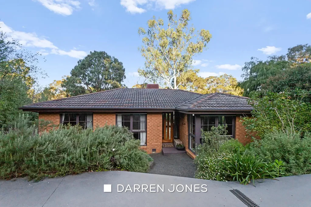 Greensborough 4 Bedroom Elevated Family Living Among The Trees