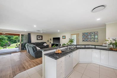 5 River Gum Close, Mooloolah Valley, QLD 4553, 6 habitaciones, 3 baños, House