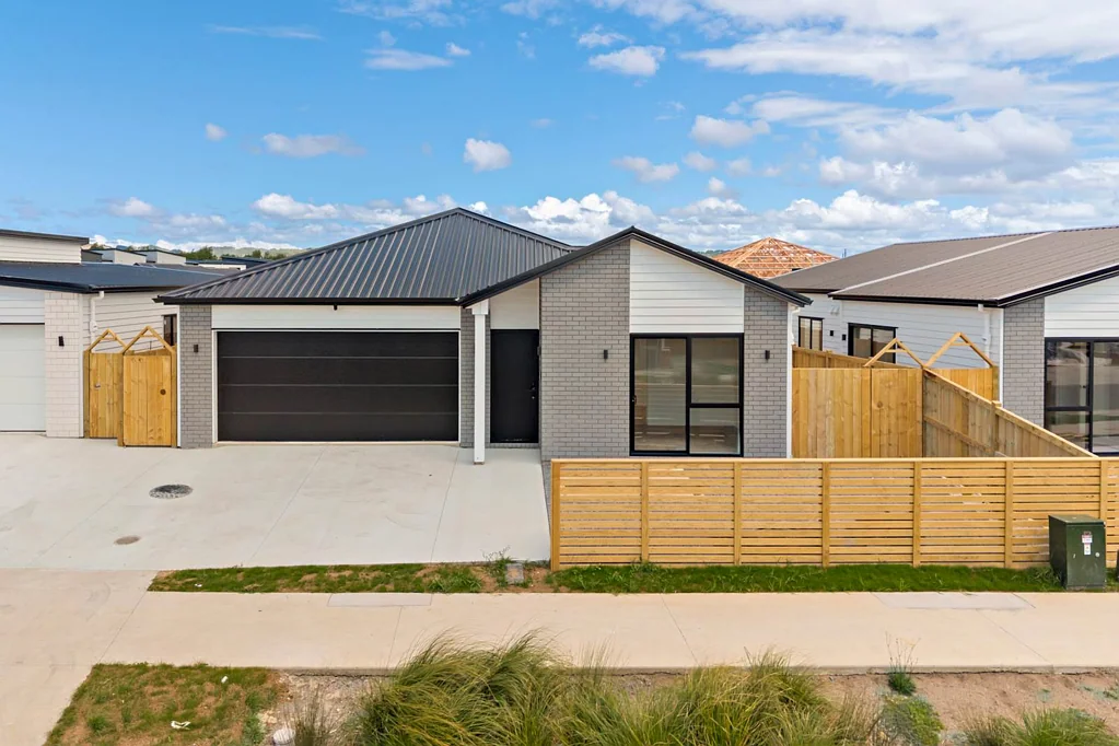 Papakura 4બેડરૂમ Stylish, Spacious, & Ready for Family Life!