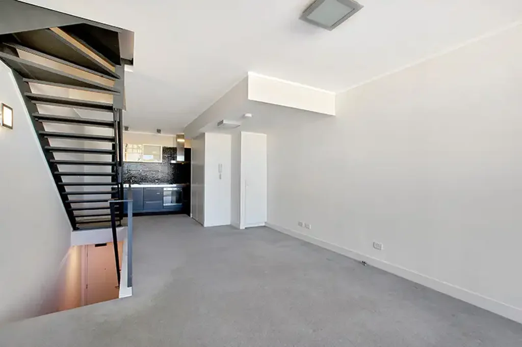 Chic Urban Living In A Coveted Sought After Pocket