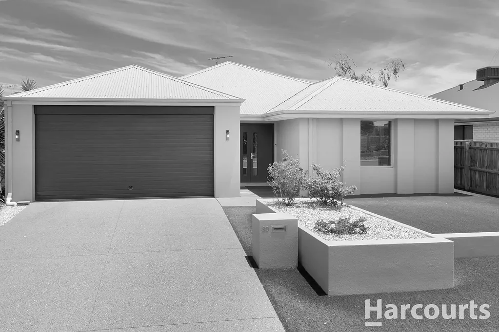30 Marsdenia Road, Halls Head, WA 6210