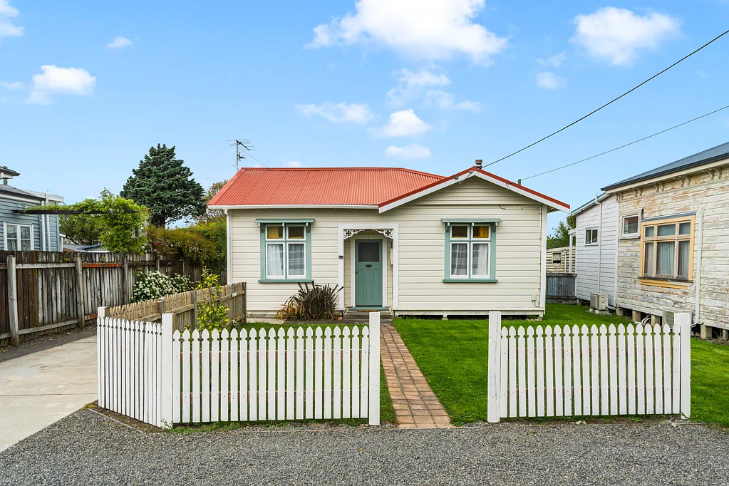 Masterton 3Moenga Residential comfort or Commercial potential