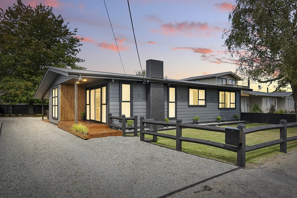 16 Oak Street, Masterton, Wellington