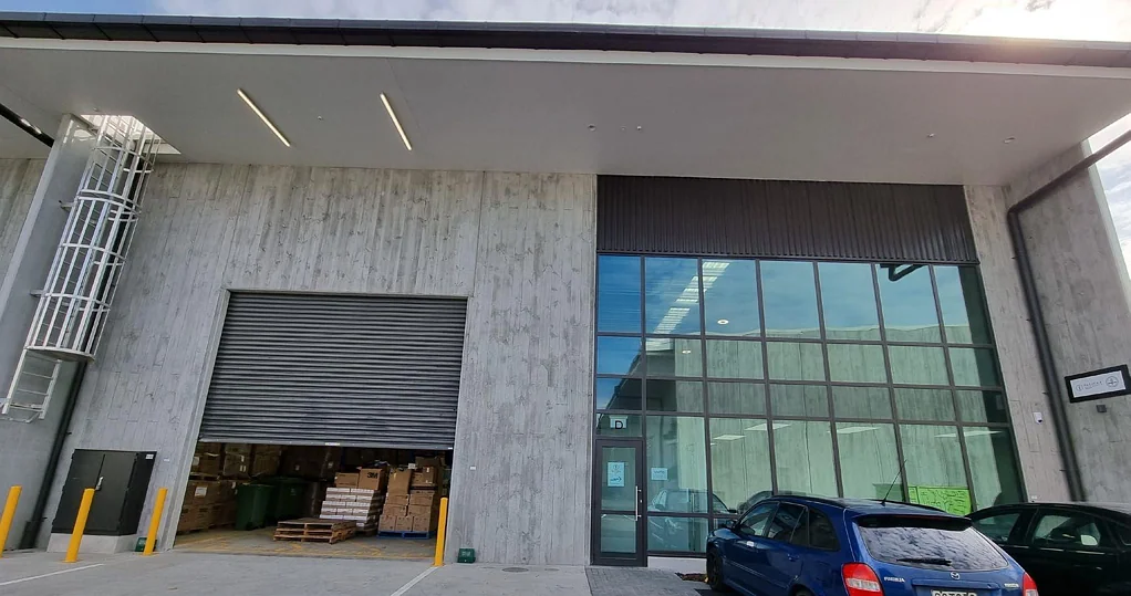 Penrose CBRE | Near New High Stud Industrial