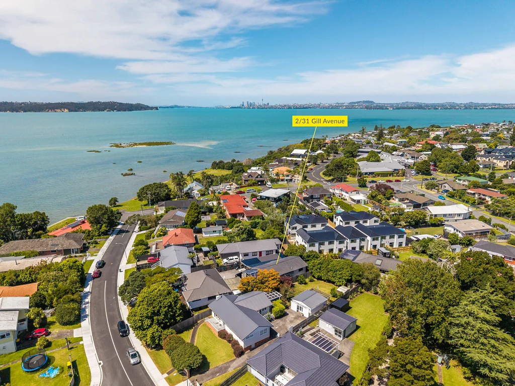 Te Atatu Peninsula 3ห้องนอน Life Is A Beach - Not A Townhouse