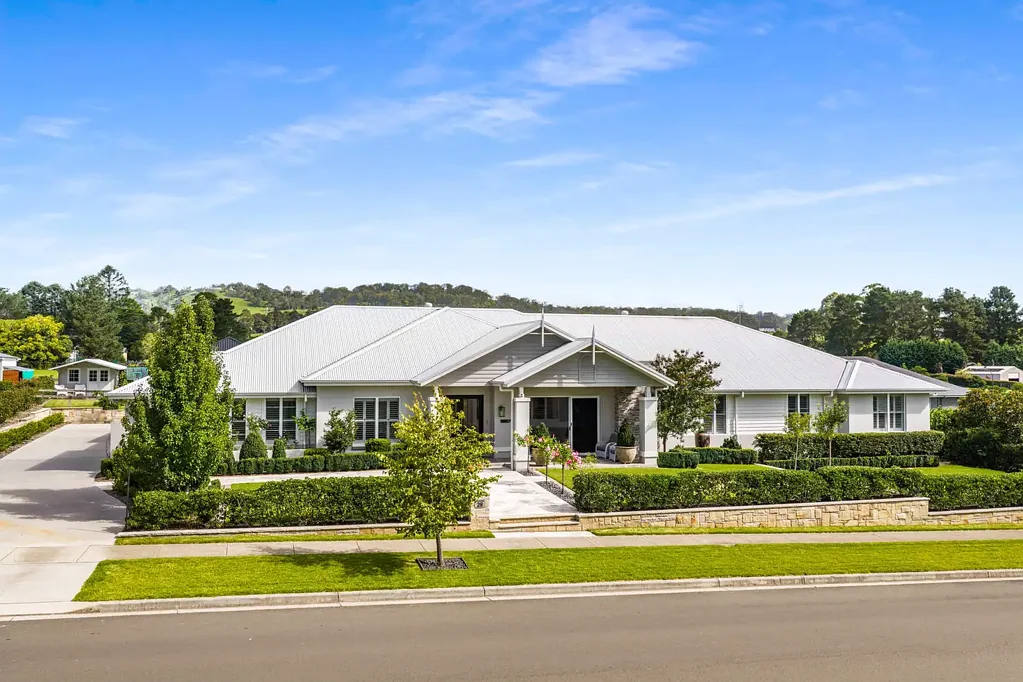 Renwick 5房  'Mirambeena' Luxurious Family Haven Offering an Enviable Lifestyle & Superb Liveability