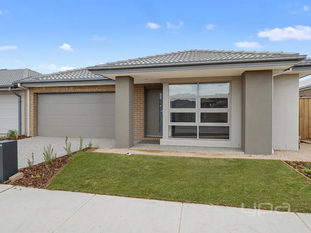 BRAND NEW 4 BEDROOM FAMILY HOME