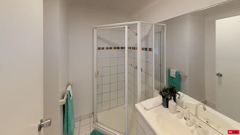 Carlton 2Zimmer Student only investment $300-$330k