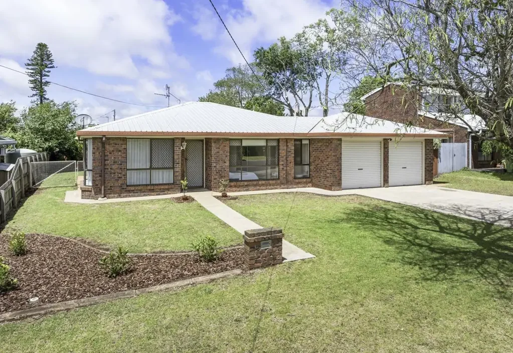 Modern Family Living in Sought-After Wilsonton Heights