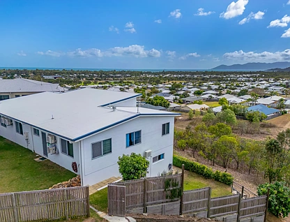 9 Harrier Court, Bushland Beach, Townsville, 5 कमरे, 3 बाथरूम, House