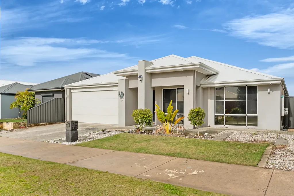 Baldivis 4房  SPACIOUS FAMILY LIVING WITH ROOM FOR ALL