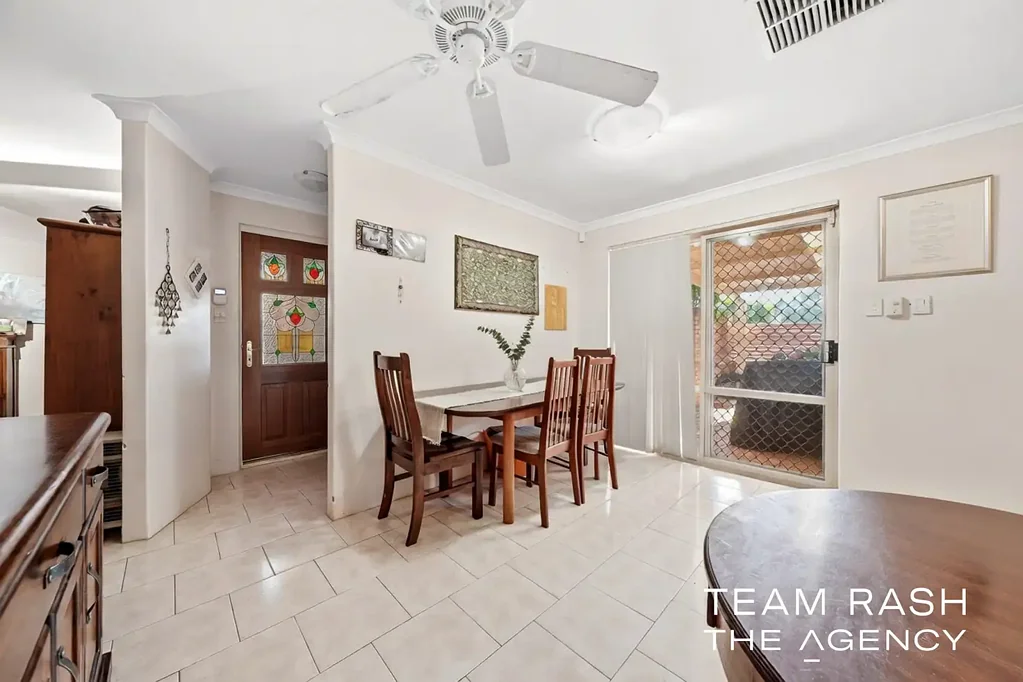 Kardinya 3Zimmer Prime Location with Effortless Lock and Leave Living