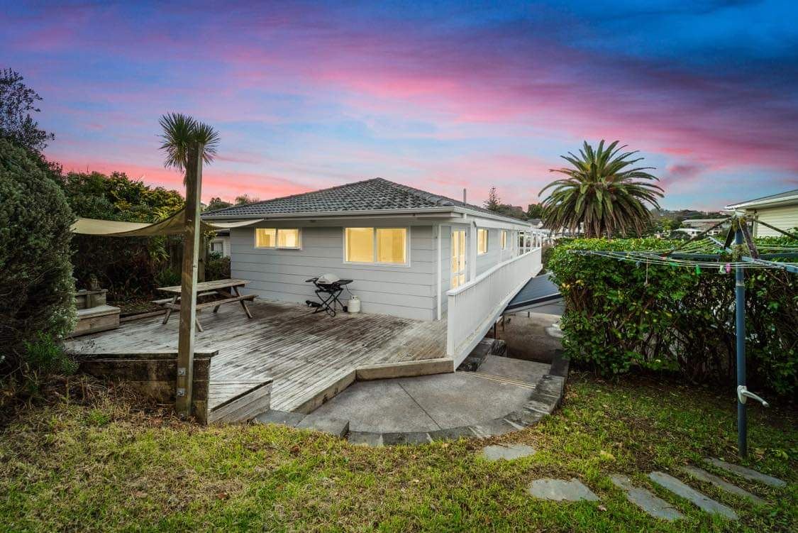 56 Beulah Avenue, Rothesay Bay, Auckland - North Shore, 5 chambres, 2 salles de bain