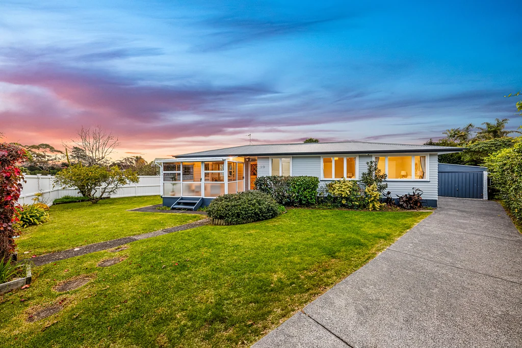 23 Melba Street, Beach Haven, North Shore City, Auckland