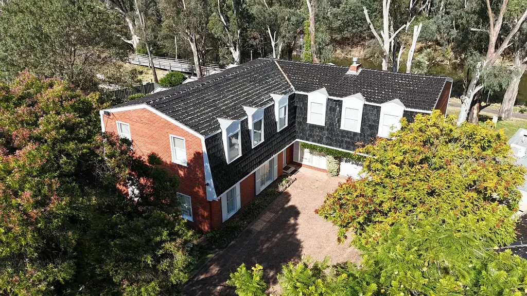 Shepparton 4部屋 Timeless Elegance Meets Riverside Living