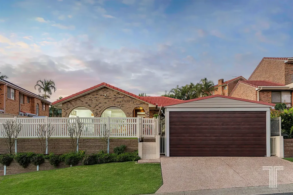 14 Eromanga Street, Carindale, QLD 4152
