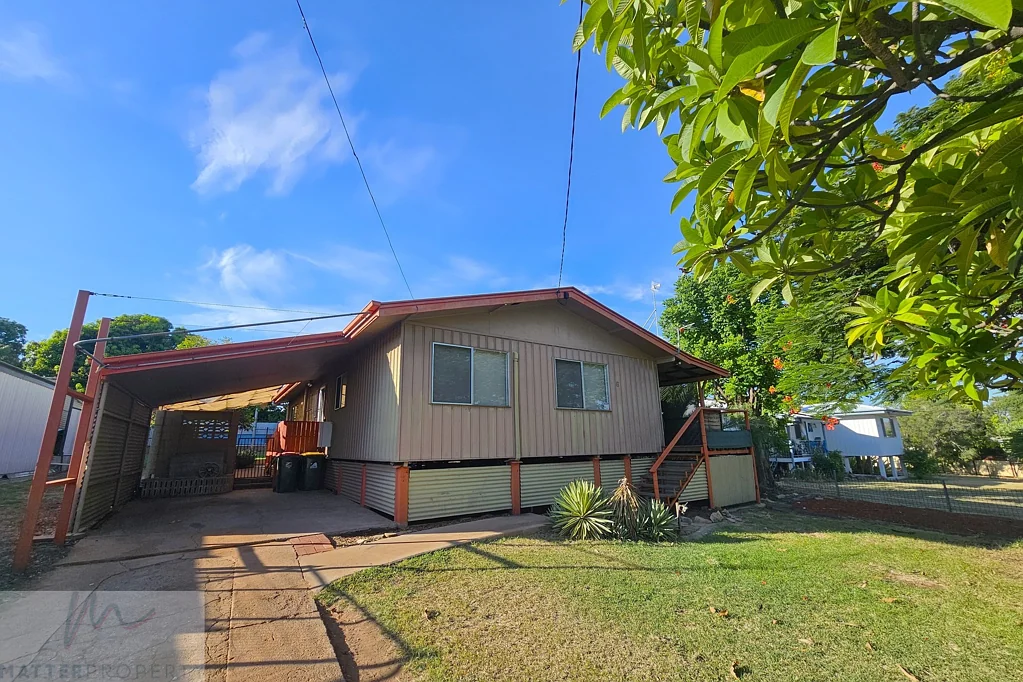 Mount Isa 4ਬੈੱਡਰੂਮ Come home to Healy
