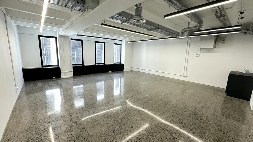 Auckland Central High street office - Amenity central