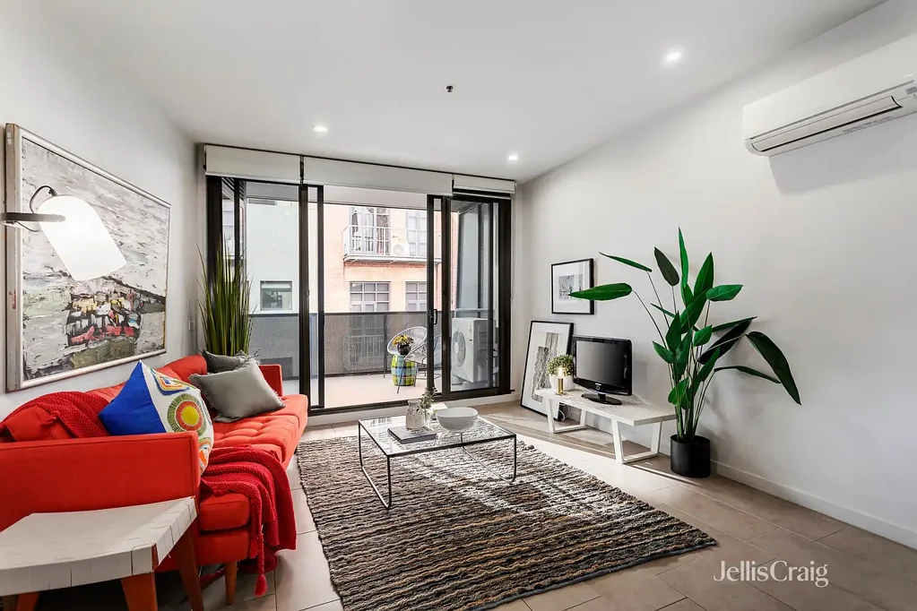 Contemporary Living in Convenient Location