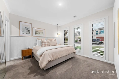 17 Middle Park Drive, Point Cook, VIC 3030, 4房, 2浴, House