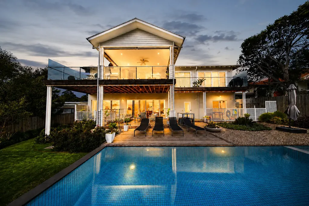 Dromana 5 Slaapkamer Coastal Luxury with Uninterrupted Bay Views