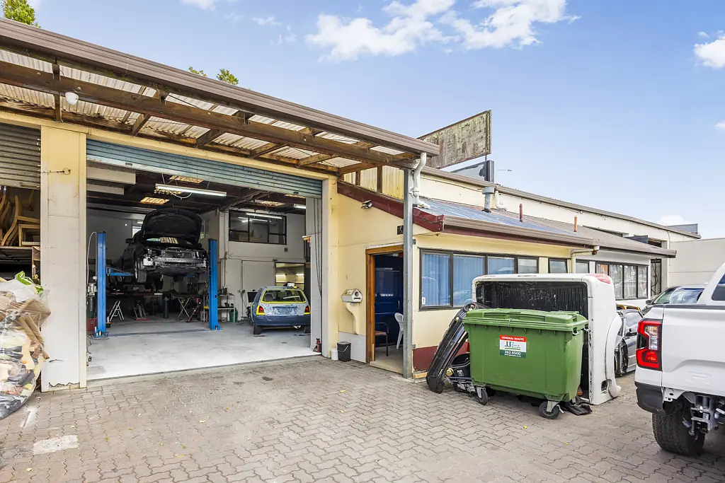 Papatoetoe Warehouse & Office in Prime Location!
