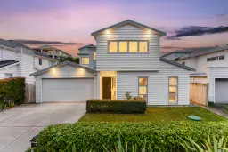 21 Caldera Drive, Long Bay