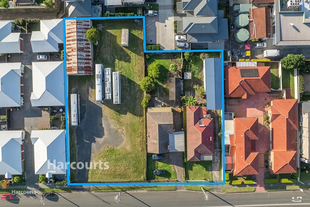 Albion Park 6ห้องนอน Prime Development Opportunity — Four Lots, One Owner, Total 3,630sqm (approx.)