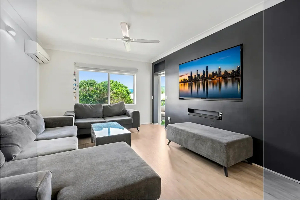 Woree 2Zimmer DUAL KEY OPPORTUNITY!