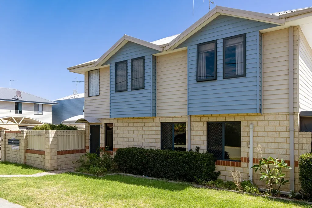 Mandurah 3房  Central & Investment-Ready - Spacious Townhouse Living in a Gated Complex